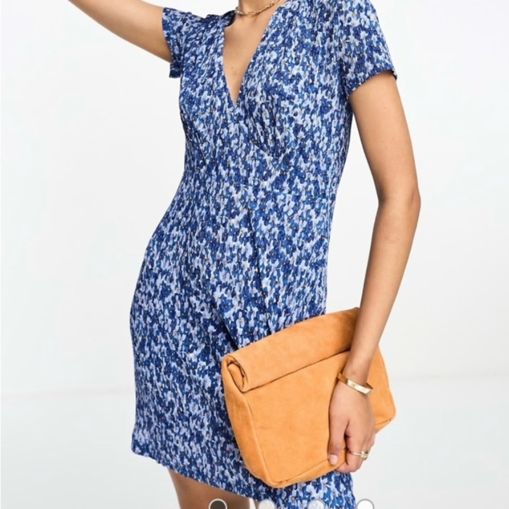 NWT Mango Blue and White Floral Mini Dress
